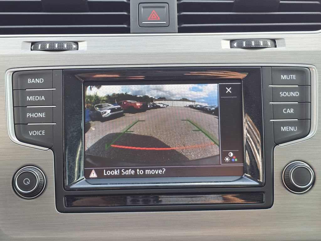 Used 2015 Volkswagen Golf TDI SE FWD image 20