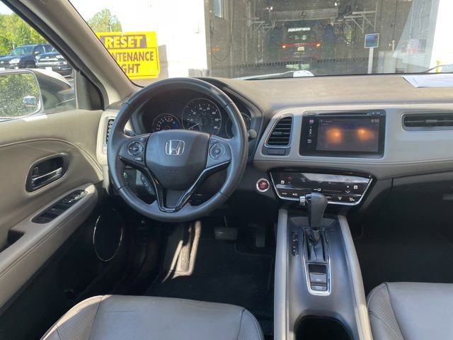 Used 2017 Honda HR-V EX-L image 8