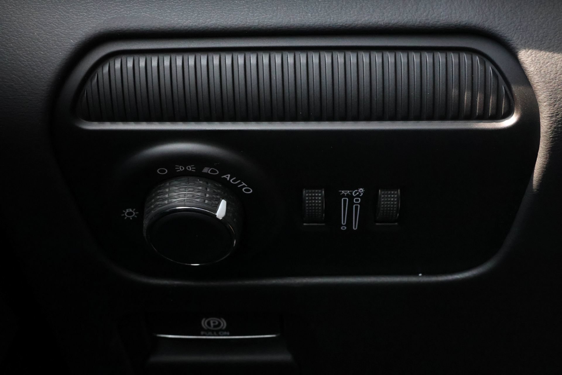 New 2026 Jeep Grand Wagoneer Summit AWD/4WD image 34