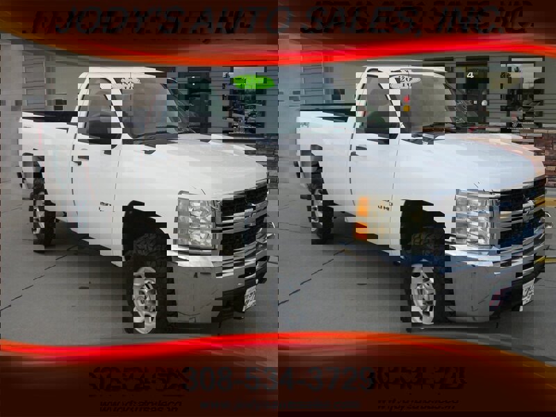 Used 2010 Chevrolet Silverado 2500 W/T image 1