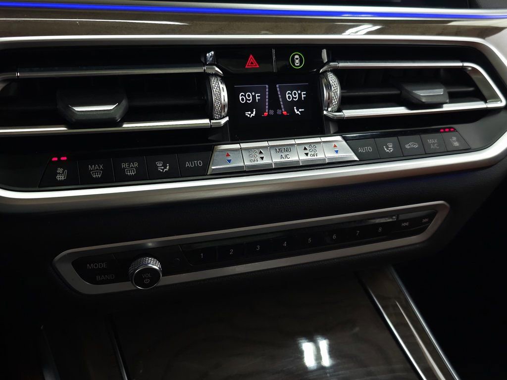 Used 2019 BMW X5 xDrive50i w/ Premium Package 2 AWD/4WD image 36