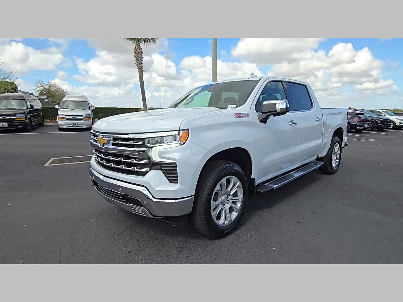 New 2026 Chevrolet Silverado 1500 LTZ w/ Technology Package AWD/4WD image 19