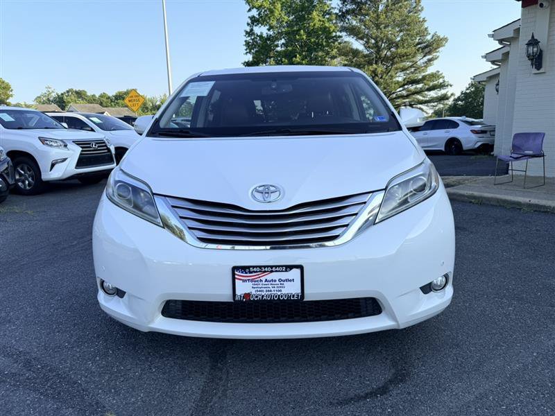 Used 2015 Toyota Sienna Limited Premium FWD image 2
