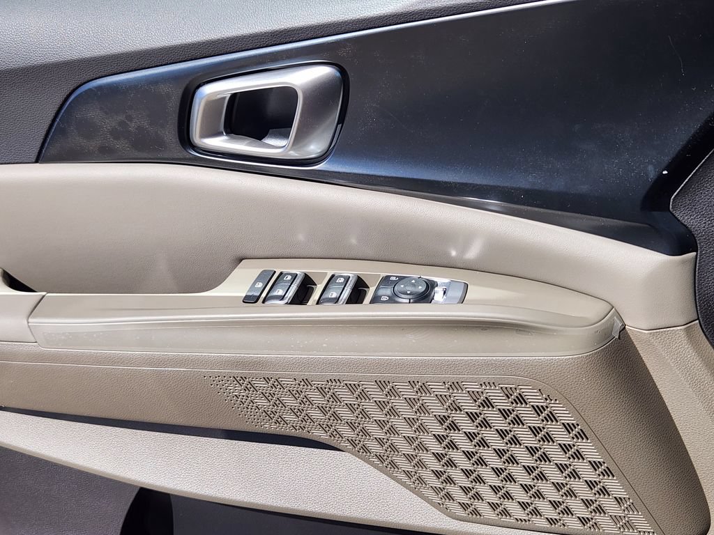 New 2026 Kia Carnival FWD image 6