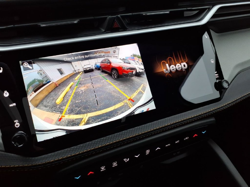 New 2026 Jeep Cherokee Limited AWD/4WD image 14