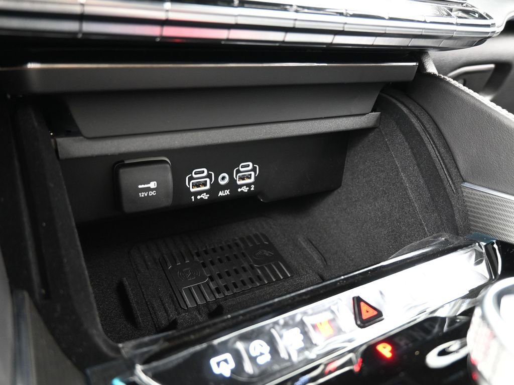 New 2026 Jeep Grand Wagoneer Summit AWD/4WD image 25