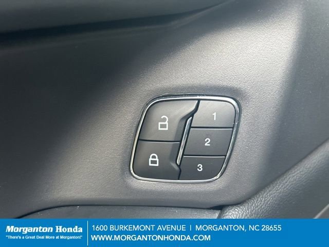 Used 2024 Ford Expedition XLT image 17