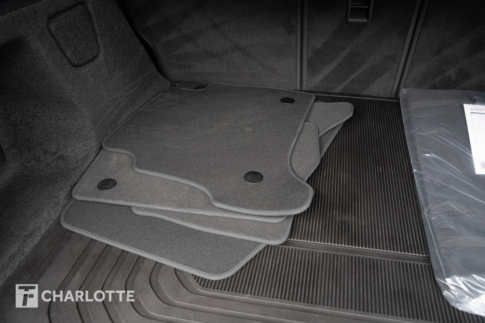 Used 2024 Land Rover Range Rover Sport SV Edition One Carbon Bronze image 39