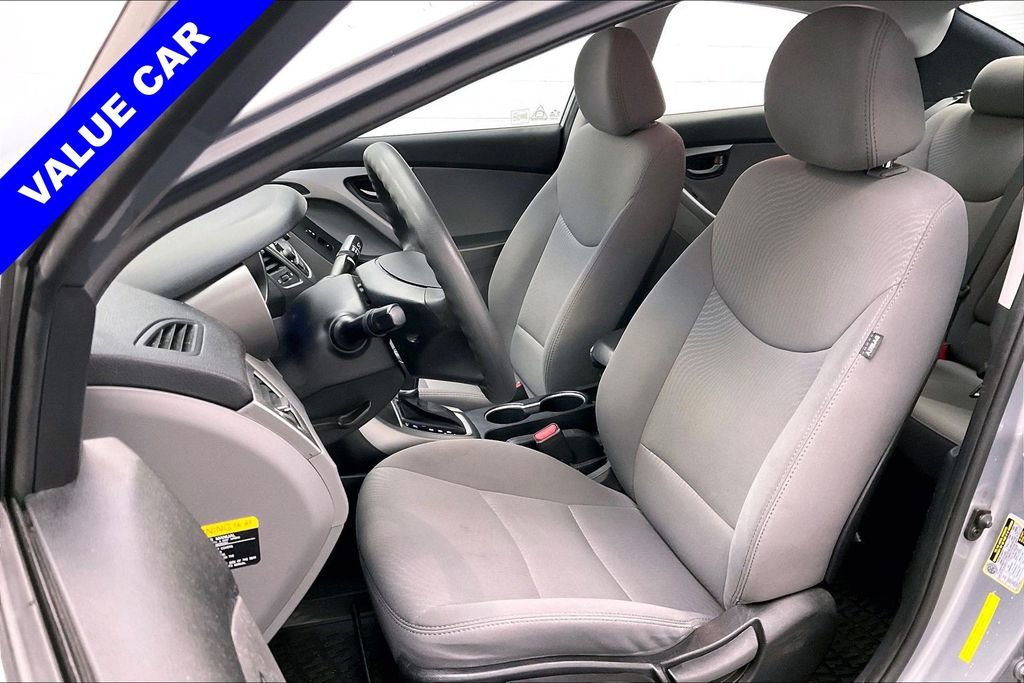 Used 2016 Hyundai Elantra SE w/ Option Group 02 image 16