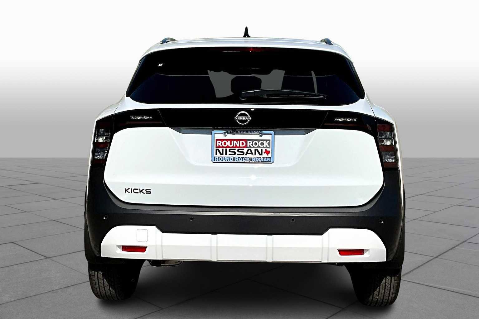 New 2026 Nissan Kicks SV image 4