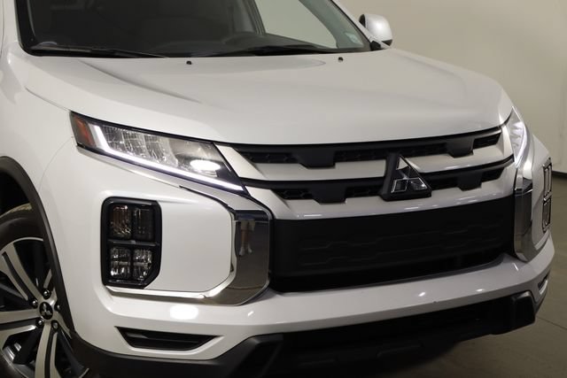Used 2024 Mitsubishi Outlander Sport ES AWD/4WD image 38