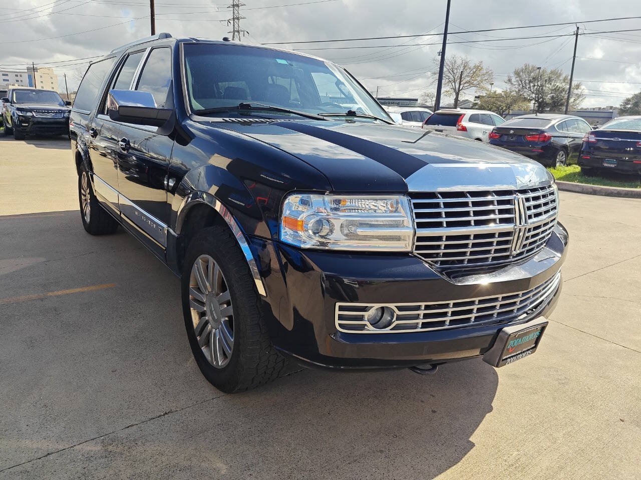 Used 2008 Lincoln Navigator L 4WD image 4