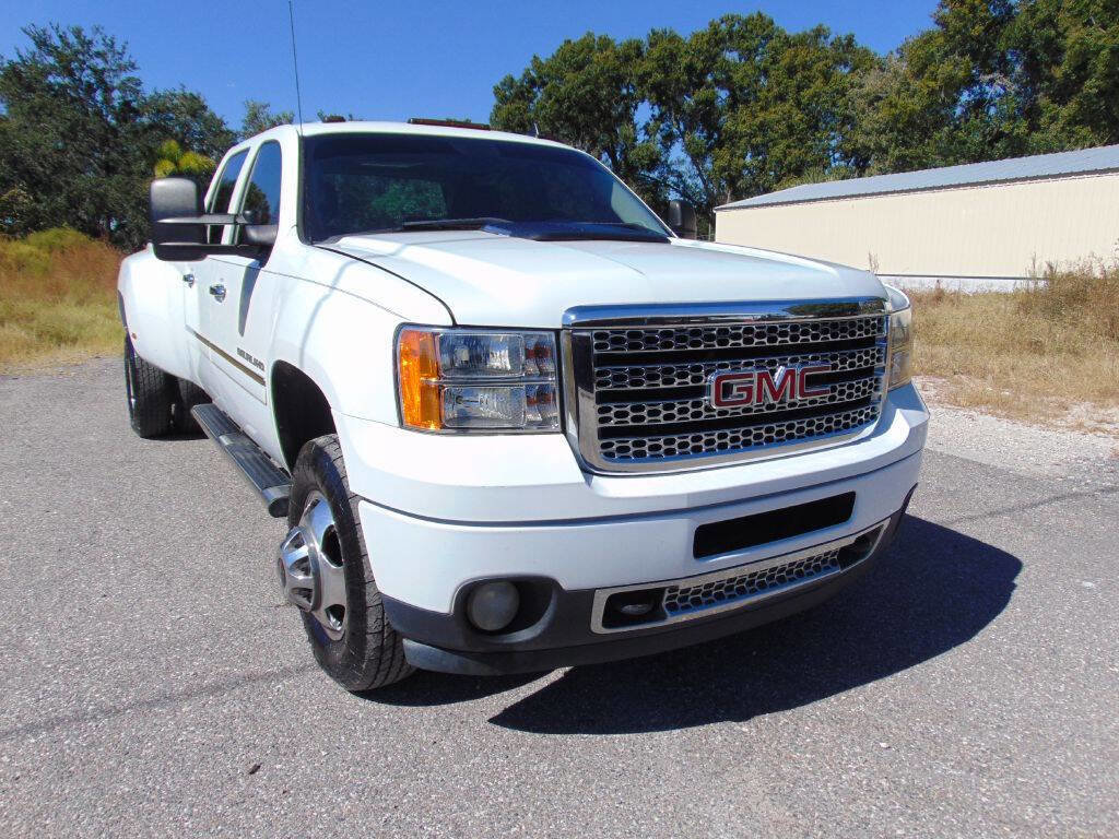 Used 2013 GMC Sierra 3500 Denali image 2