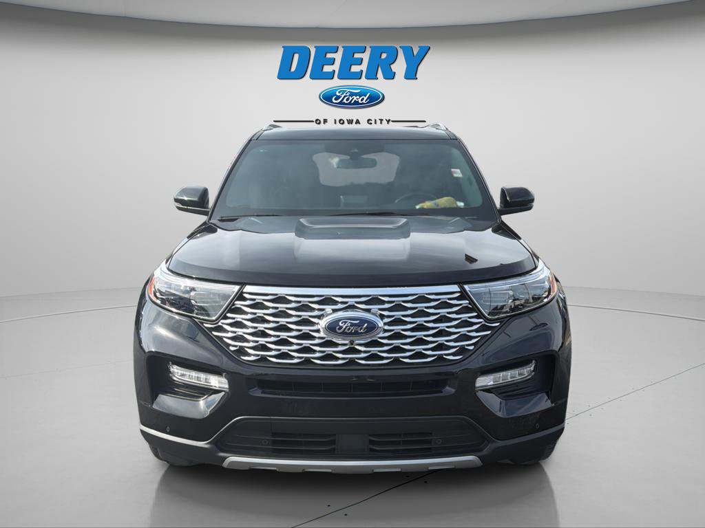 Used 2023 Ford Explorer Platinum w/ Technology Package AWD/4WD image 10