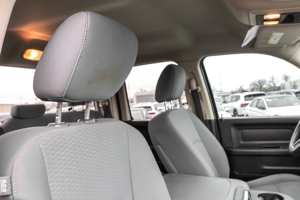 Used 2017 RAM 1500 Express w/ Black Ram 1500 Express Group AWD/4WD image 39