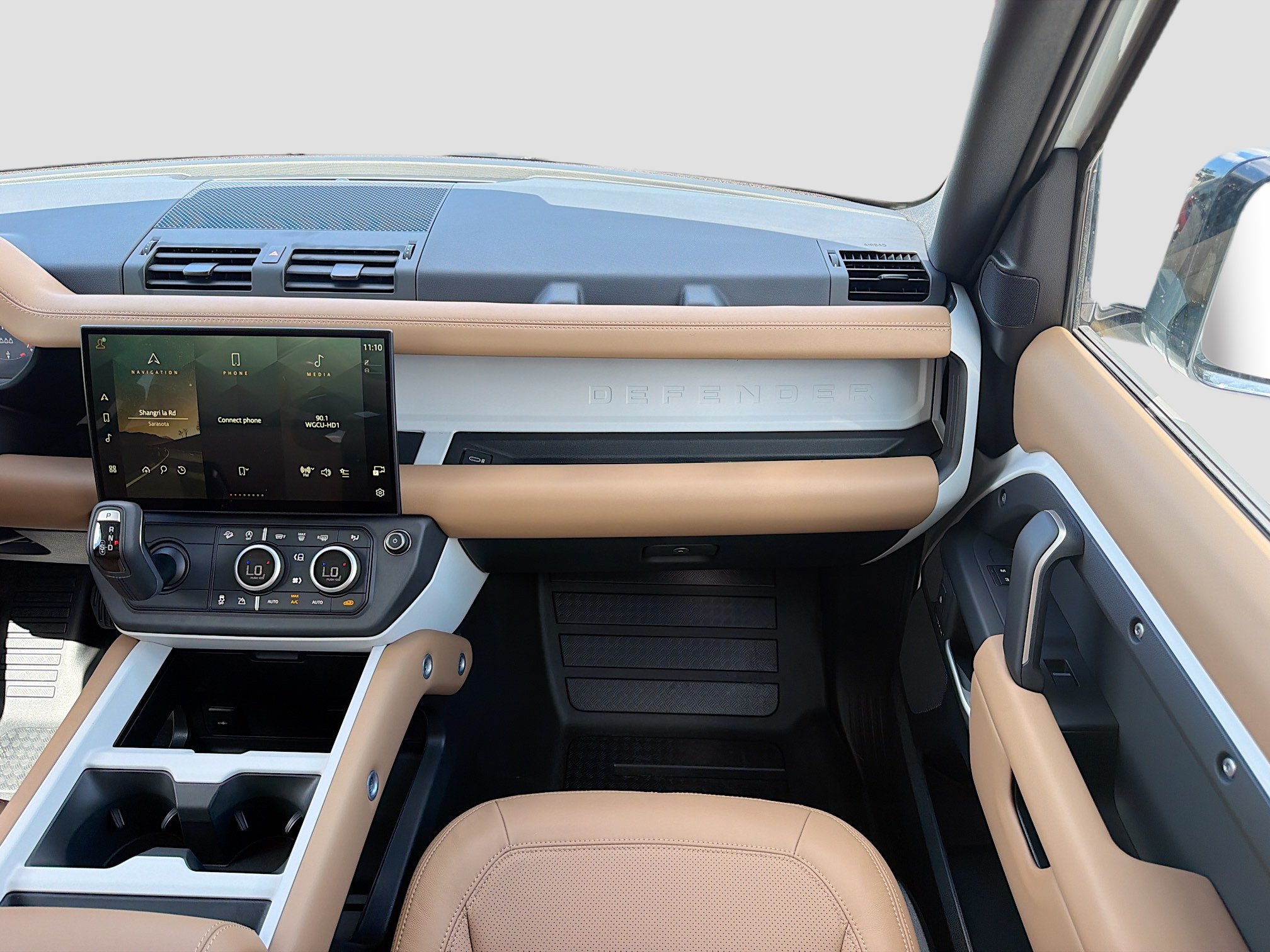 New 2026 Land Rover Defender 110 S AWD/4WD image 18