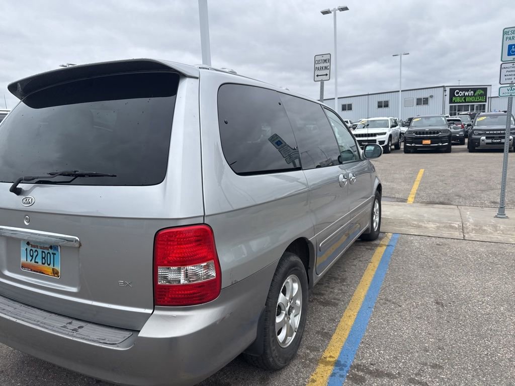 Used 2004 Kia Sedona LX FWD image 7
