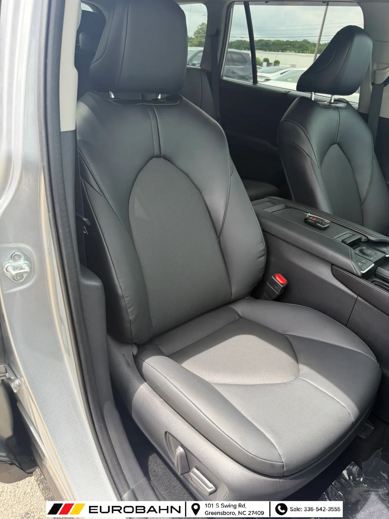 Used 2024 Toyota Grand Highlander AWD image 19