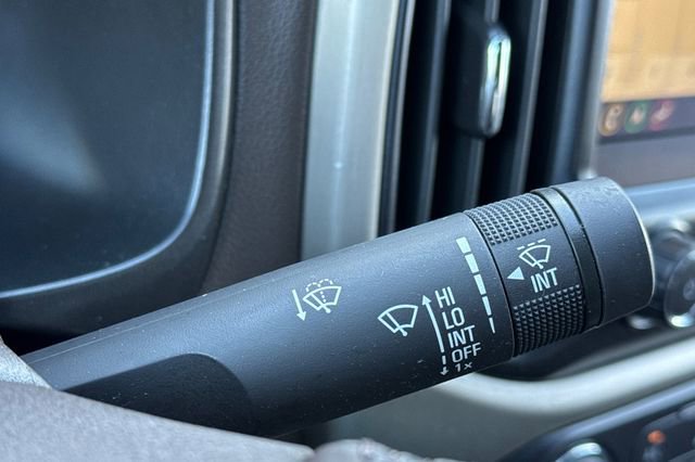 Used 2021 GMC Canyon Denali image 37