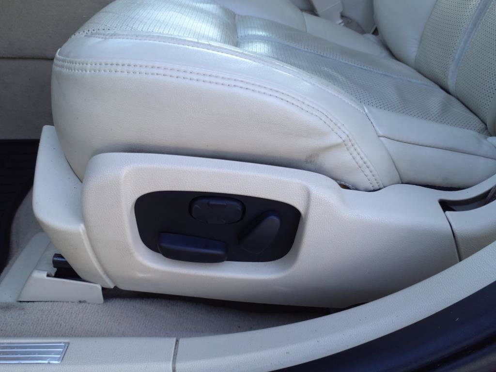 Used 2009 Lincoln MKS AWD image 10