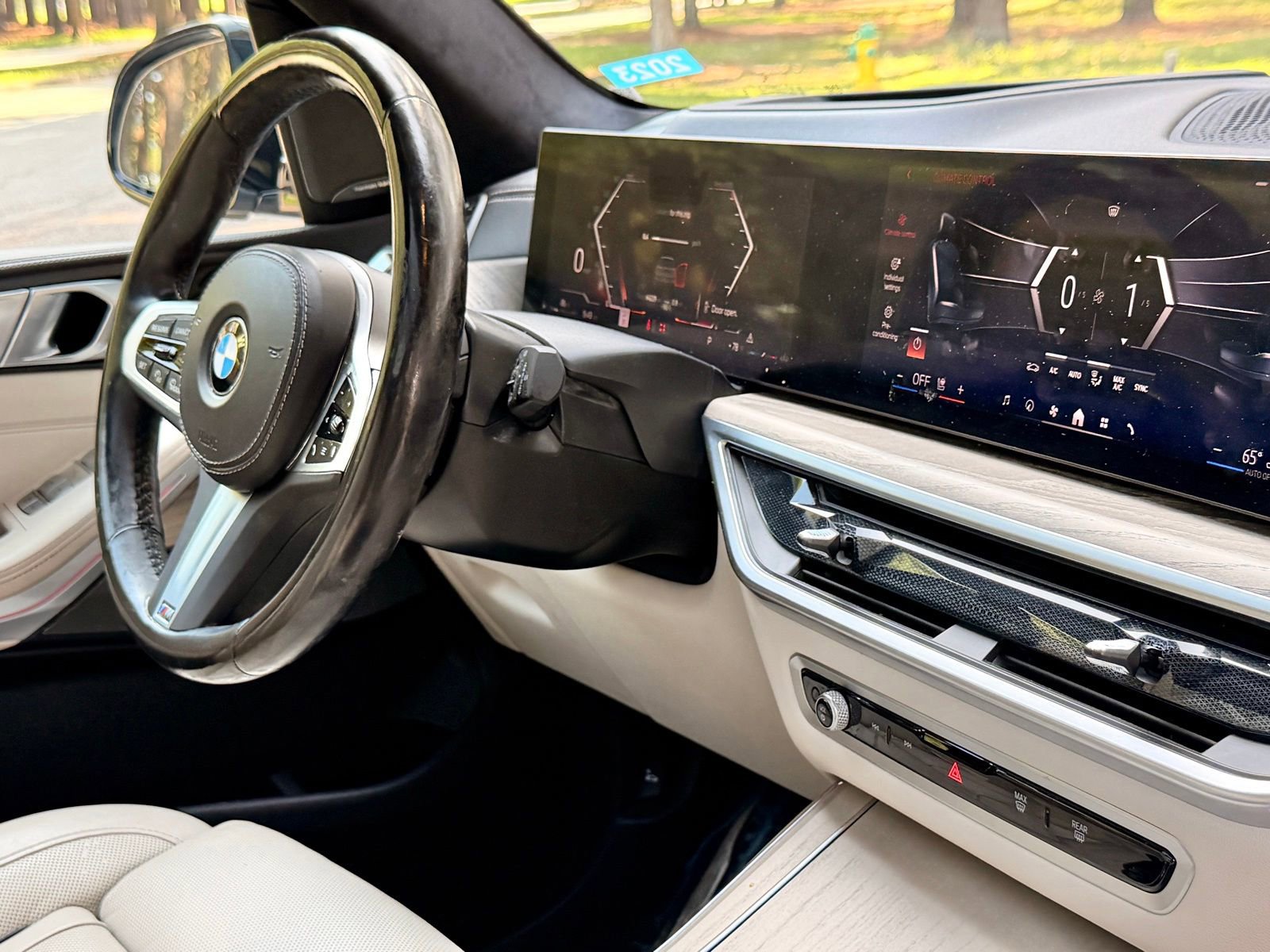 Used 2024 BMW X7 xDrive40i w/ Executive Package AWD/4WD image 23