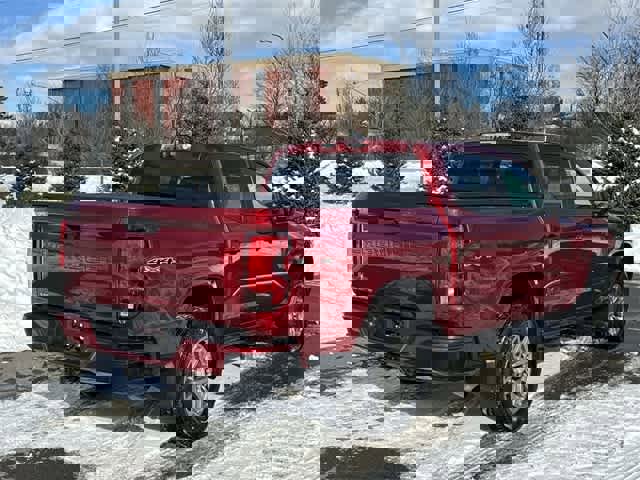 Used 2023 Chevrolet Colorado LT image 30