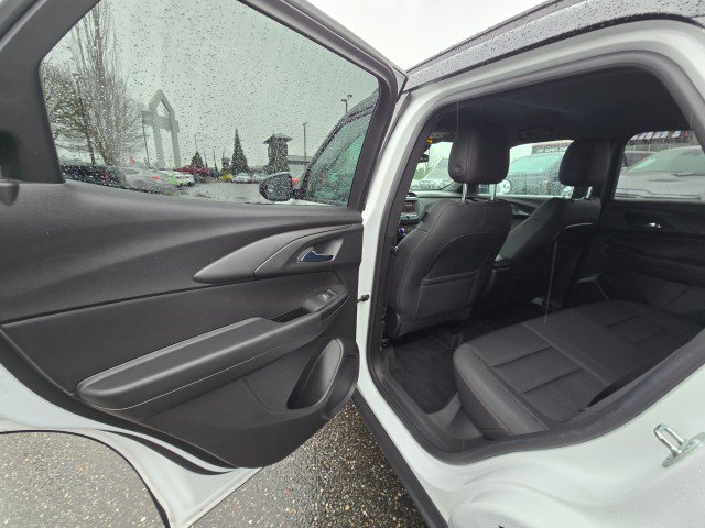 Used 2023 Chevrolet TrailBlazer RS AWD/4WD image 19