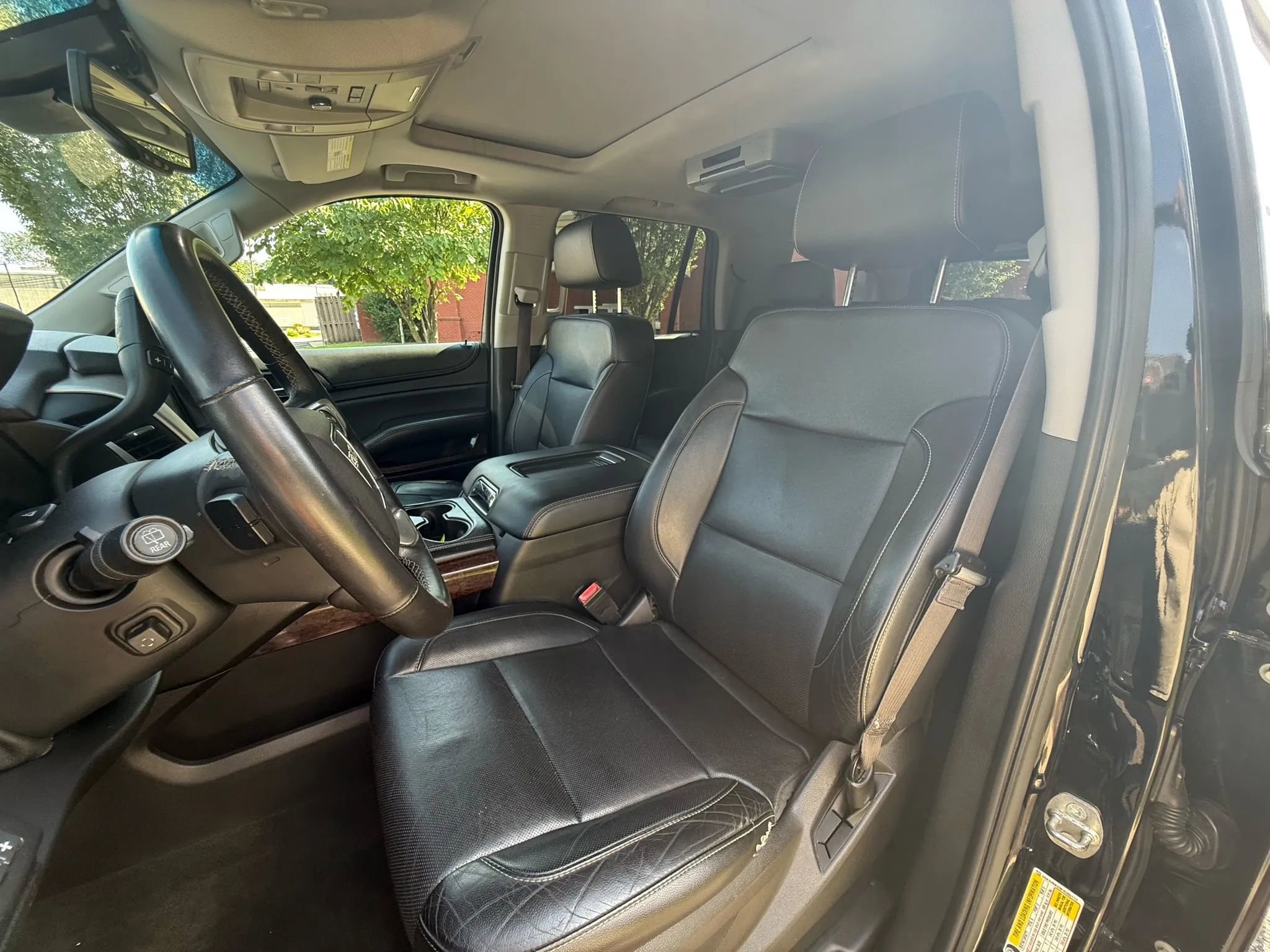 Used 2015 GMC Yukon SLT w/ HD Trailering Package image 15