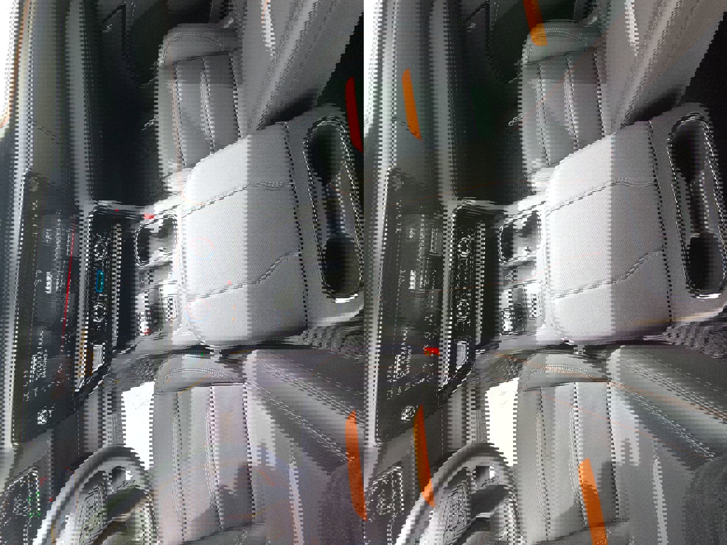 Used 2025 GMC Sierra 1500 AT4 w/ AT4 Premium Package image 14