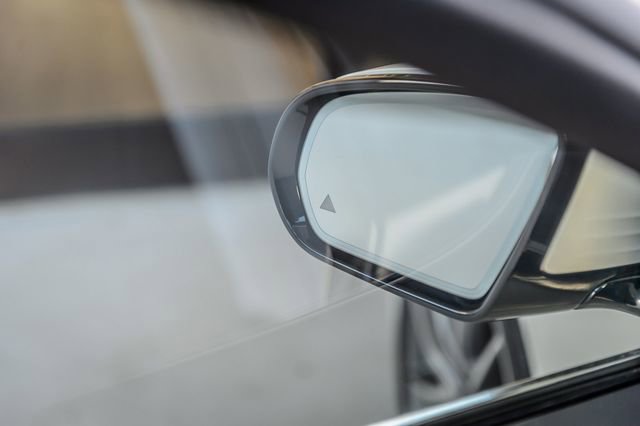 Used 2018 Mercedes-Benz S 560 4MATIC Sedan image 53