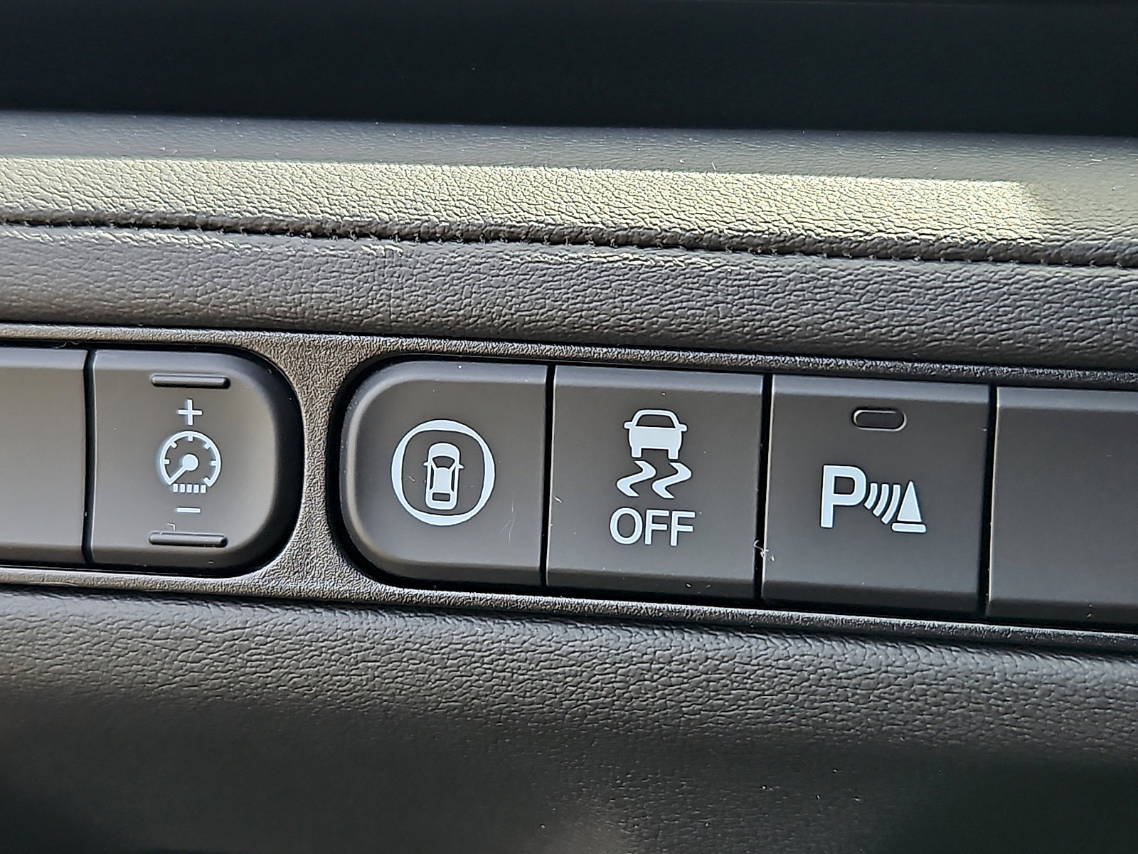 Certified 2024 Acura MDX SH-AWD w/ Technology Package image 28