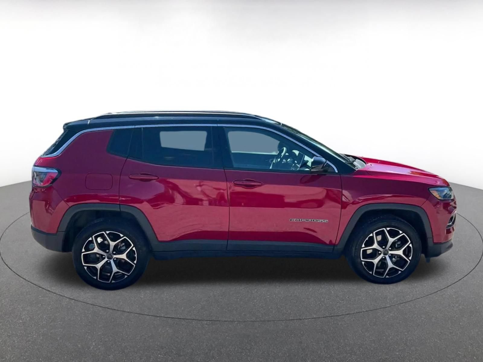 Used 2025 Jeep Compass Limited AWD/4WD image 15
