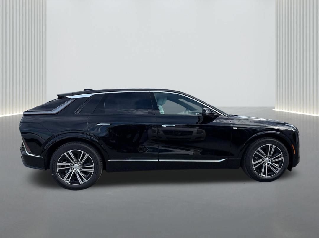 New 2026 Cadillac Lyriq Premium Luxury RWD image 4