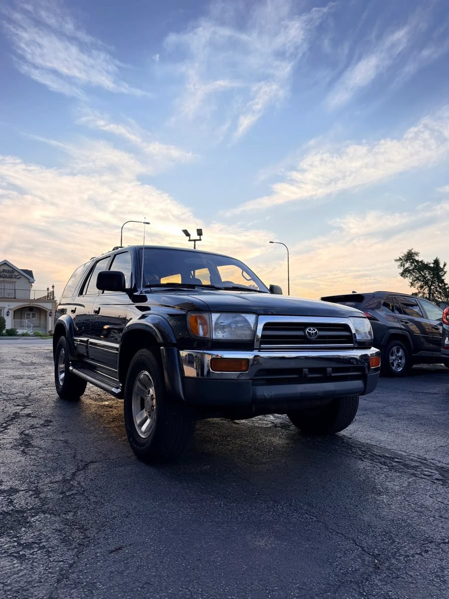 Used 1998 Toyota 4Runner Limited AWD/4WD image 3