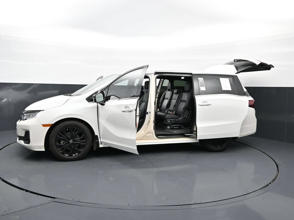 Used 2025 Honda Odyssey Sport-L image 52