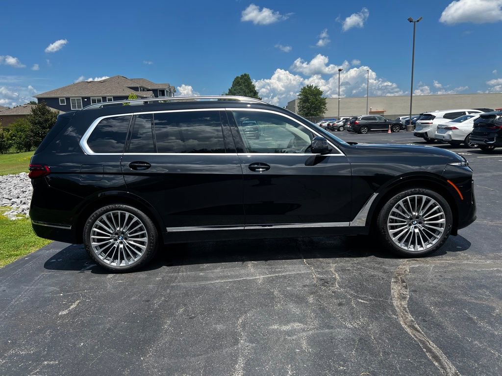 Certified 2026 BMW X7 xDrive40i w/ Executive Package image 4