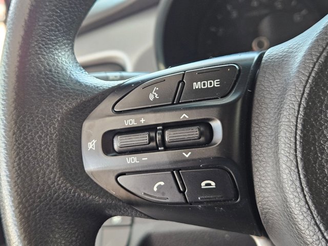 Used 2020 Kia Rio S image 16