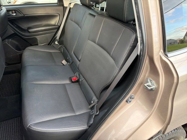 Used 2016 Subaru Forester 2.5i Touring w/ Eyesight & Navigation System AWD/4WD image 19
