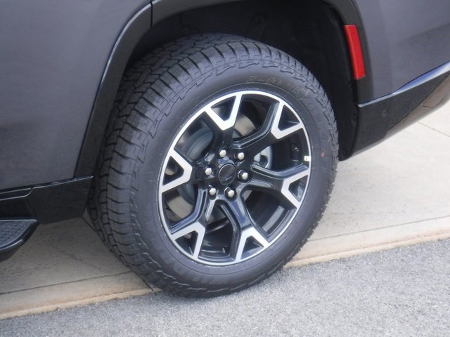 New 2025 Jeep Wagoneer Series II image 6