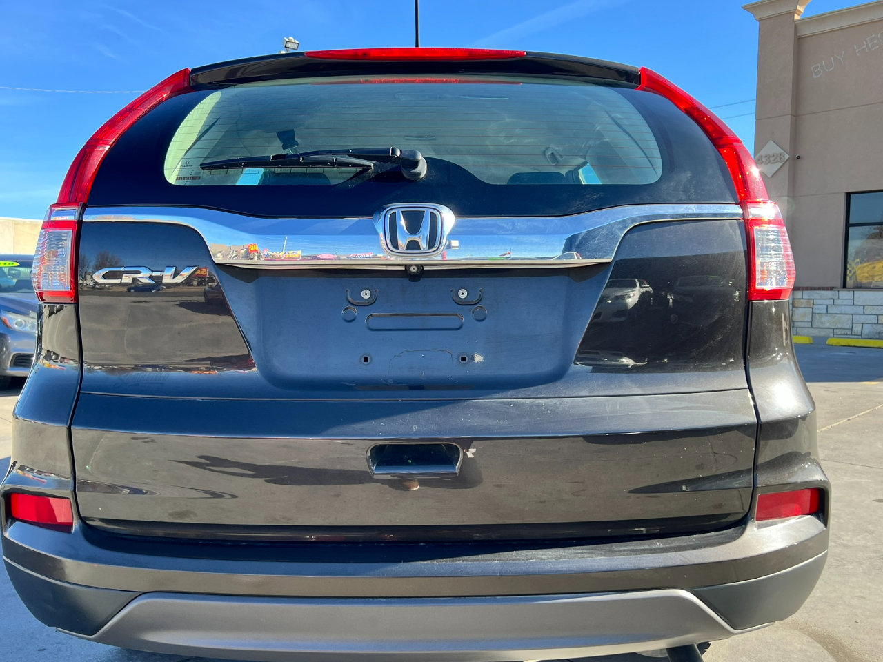 Used 2015 Honda CR-V LX image 5