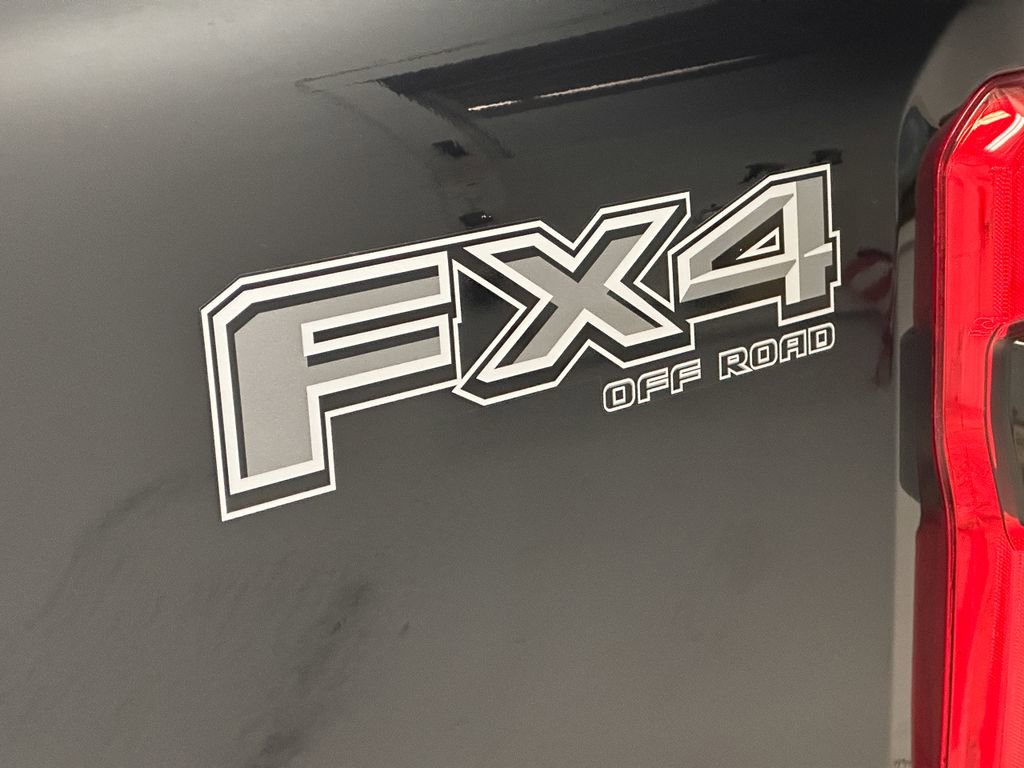 New 2026 Ford F350 Lariat w/ Black Appearance Package image 19