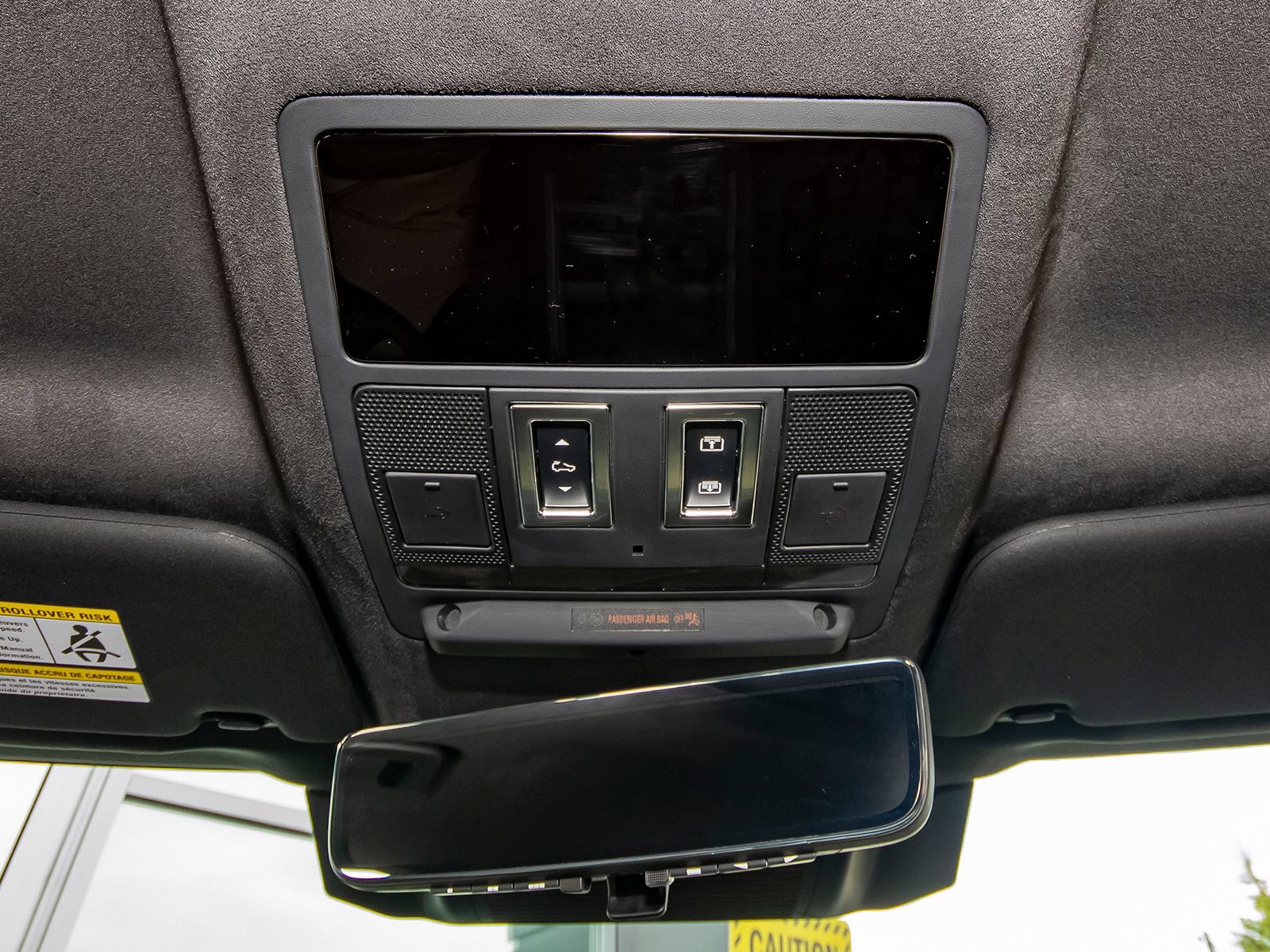 New 2026 Land Rover Defender 110 X AWD/4WD image 17