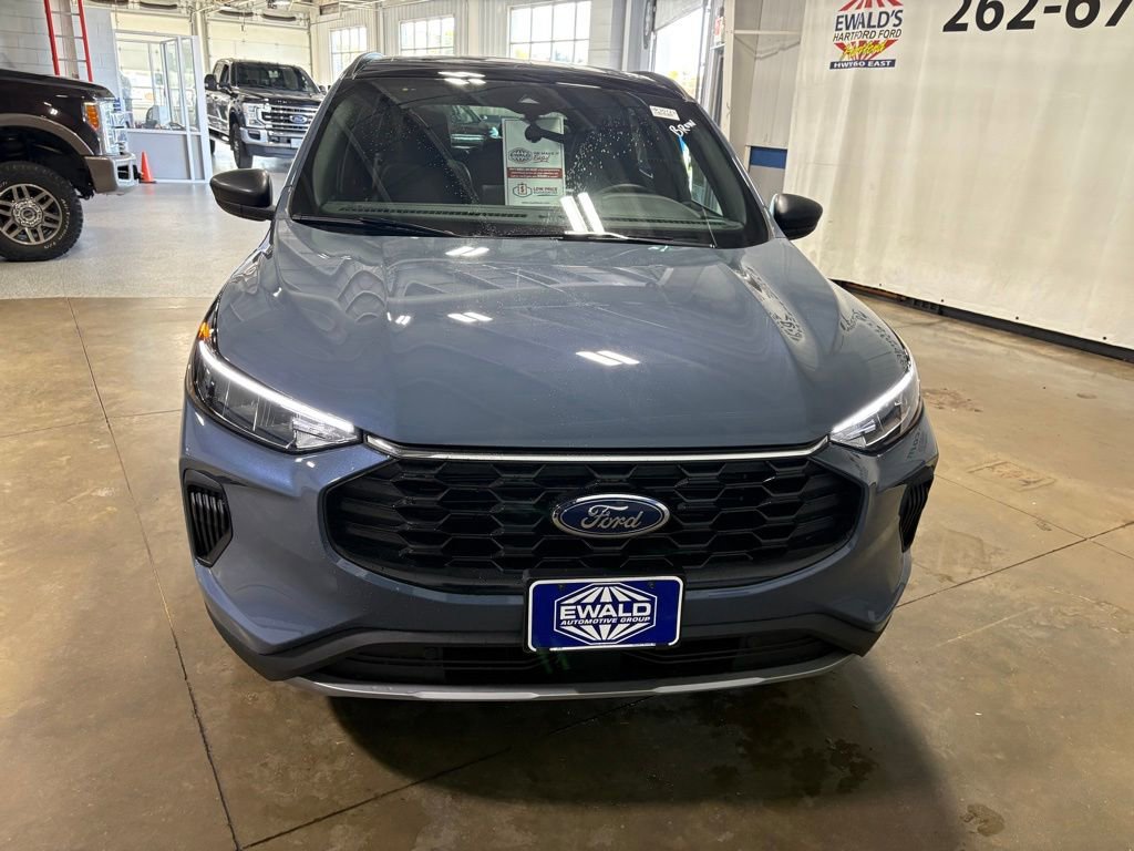 New 2026 Ford Escape ST-Line w/ Tech Pack #1 image 3