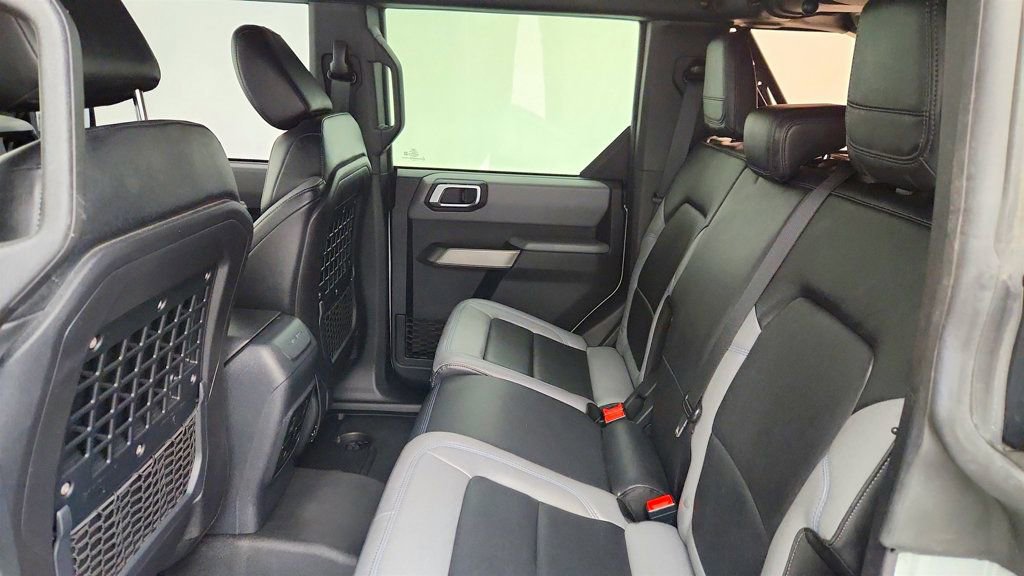 Used 2022 Ford Bronco Black Diamond image 20
