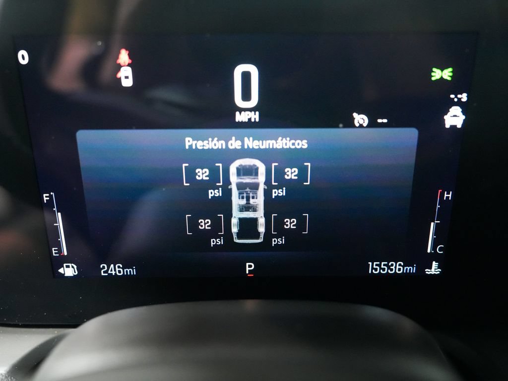 Used 2025 Buick Encore GX Preferred FWD image 17