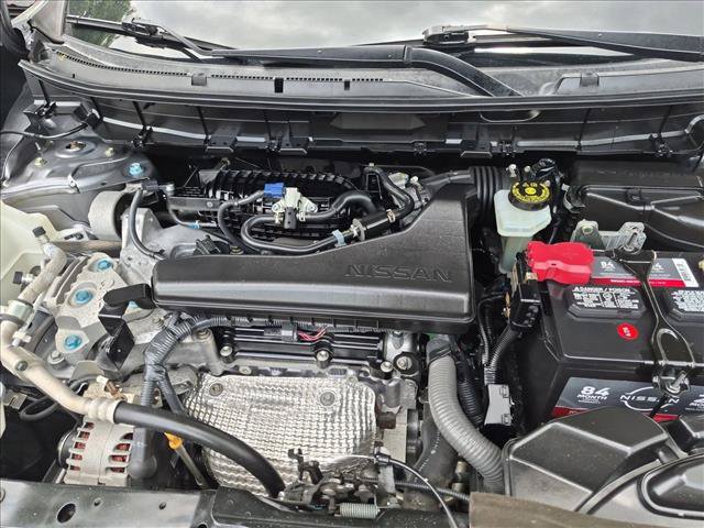 Used 2020 Nissan Rogue SV FWD image 22