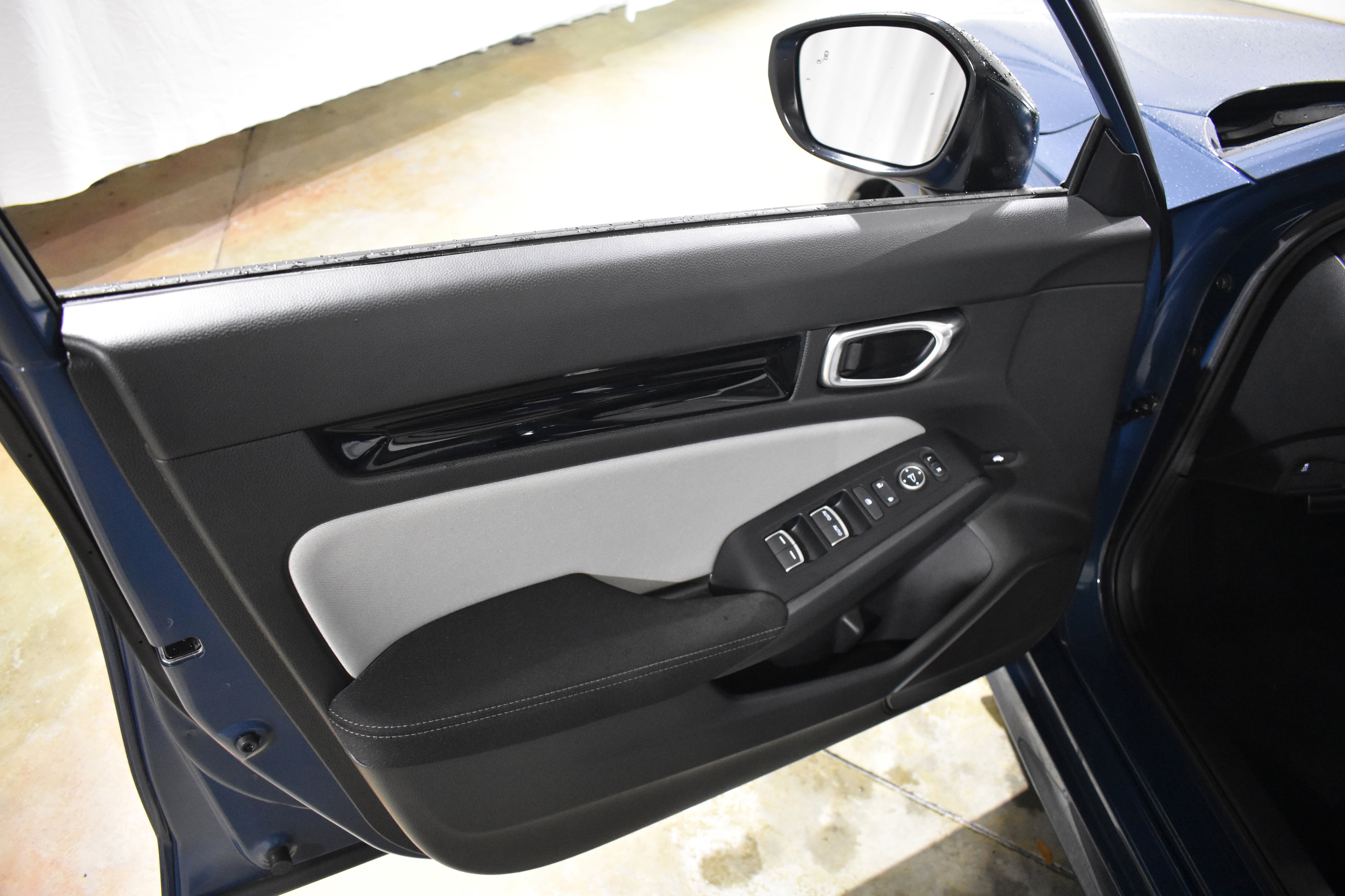 Used 2025 Honda Civic Sport image 24