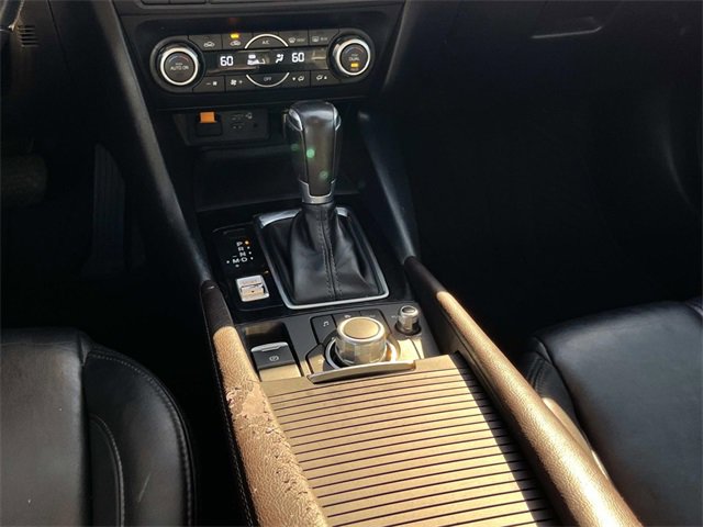 Used 2018 MAZDA MAZDA3 Touring image 15