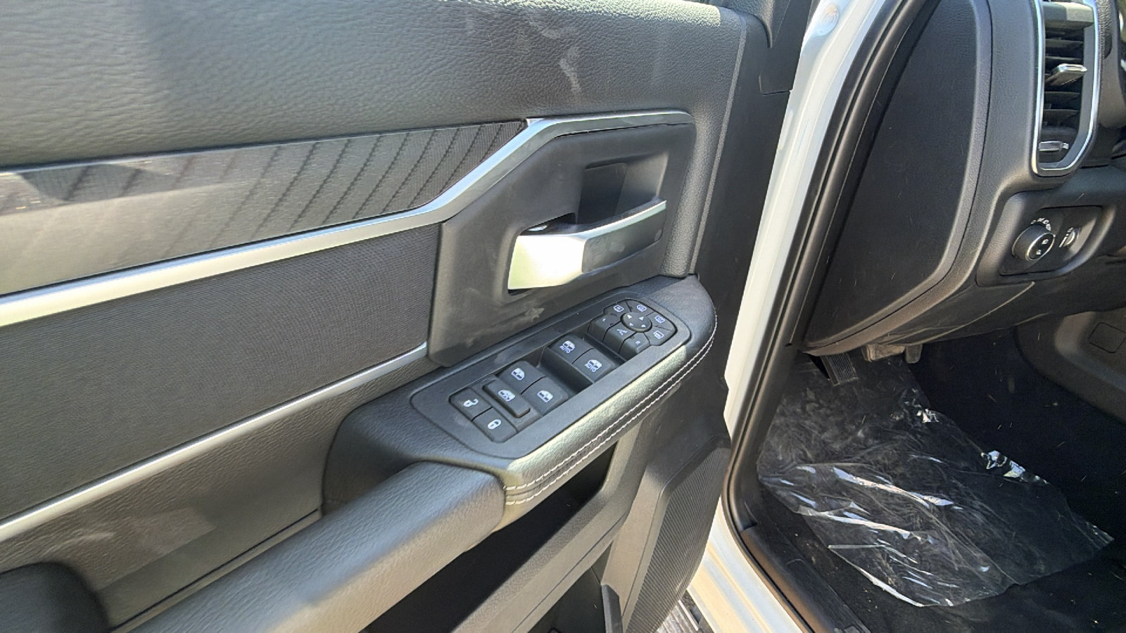 New 2026 RAM 2500 Big Horn RWD image 15