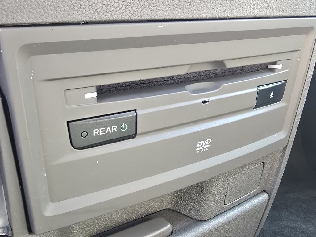Used 2016 Honda Odyssey SE image 28